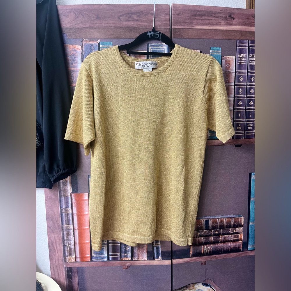 Vintage 1980’s Petite JH Collectibles Sparkling Gold Knit Short Sleeve Top PS